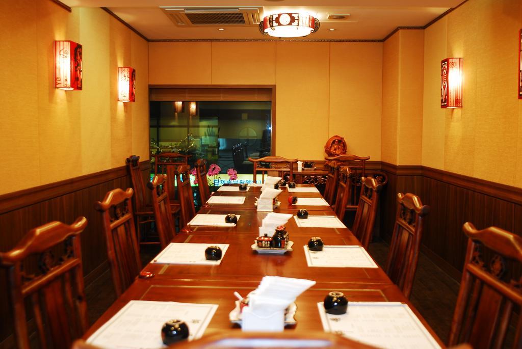 Tae Pyeong Yang Hotel Anszan Kültér fotó