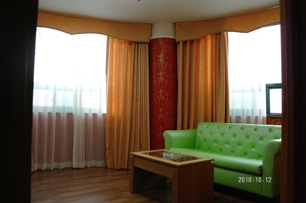 Tae Pyeong Yang Hotel Anszan Kültér fotó