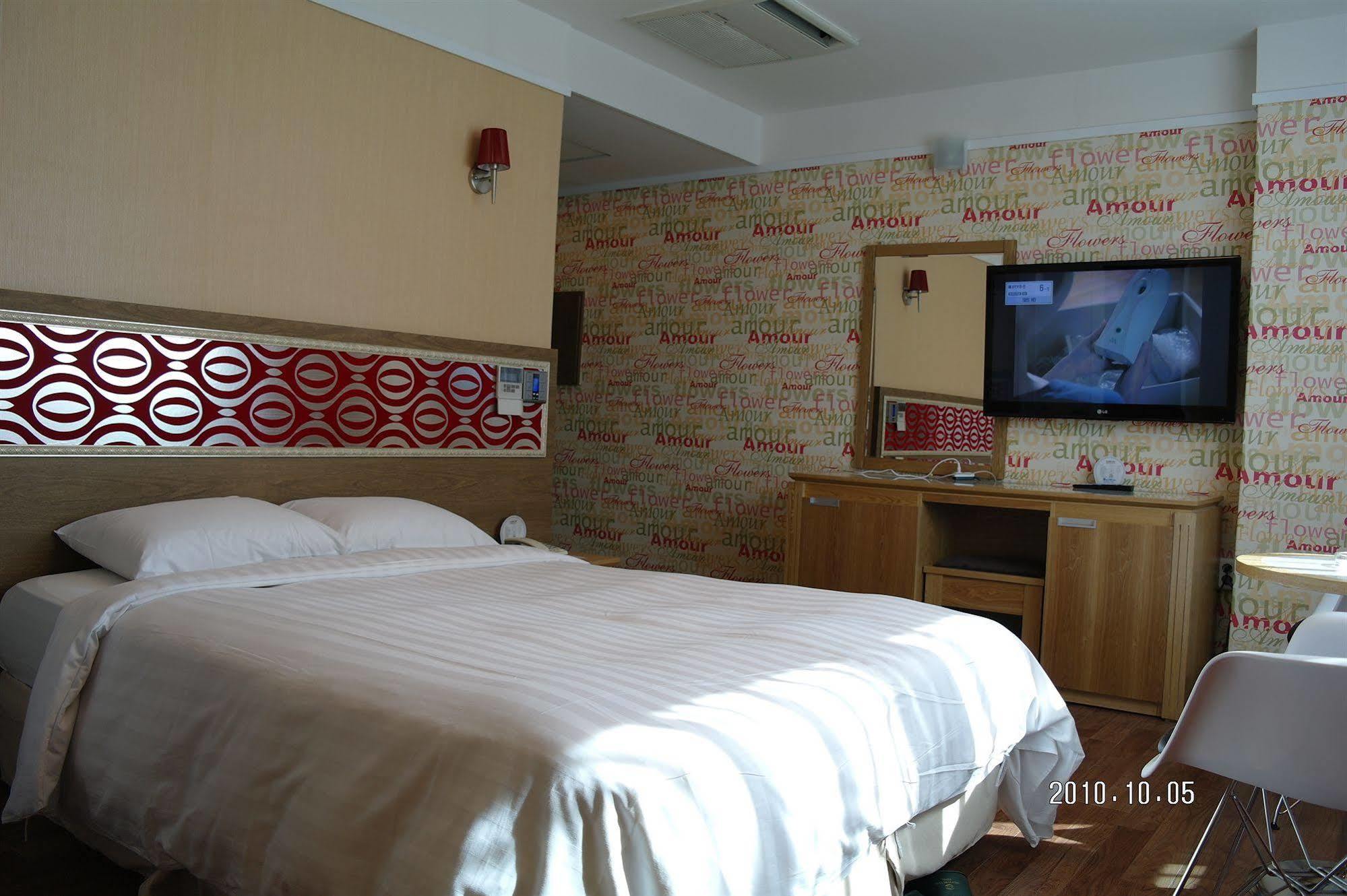 Tae Pyeong Yang Hotel Anszan Kültér fotó